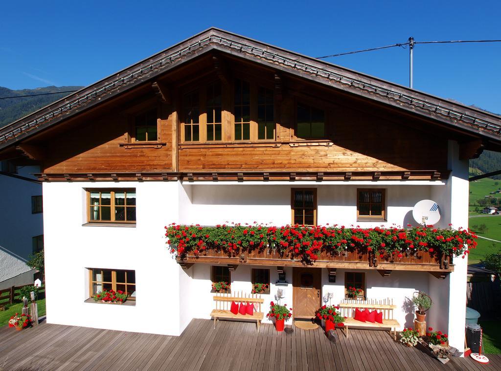 Alpenferienwohnung Strickner Neustift im Stubaital Chambre photo